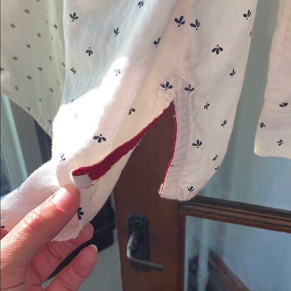 Button down top - Picture 5 of 7